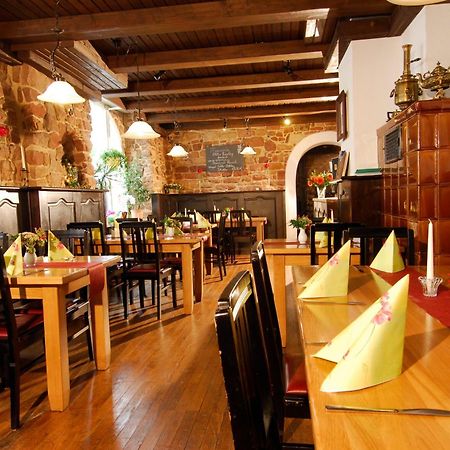 Wirtshaus Zum Pferdemarkt Hotel Saarburg Buitenkant foto