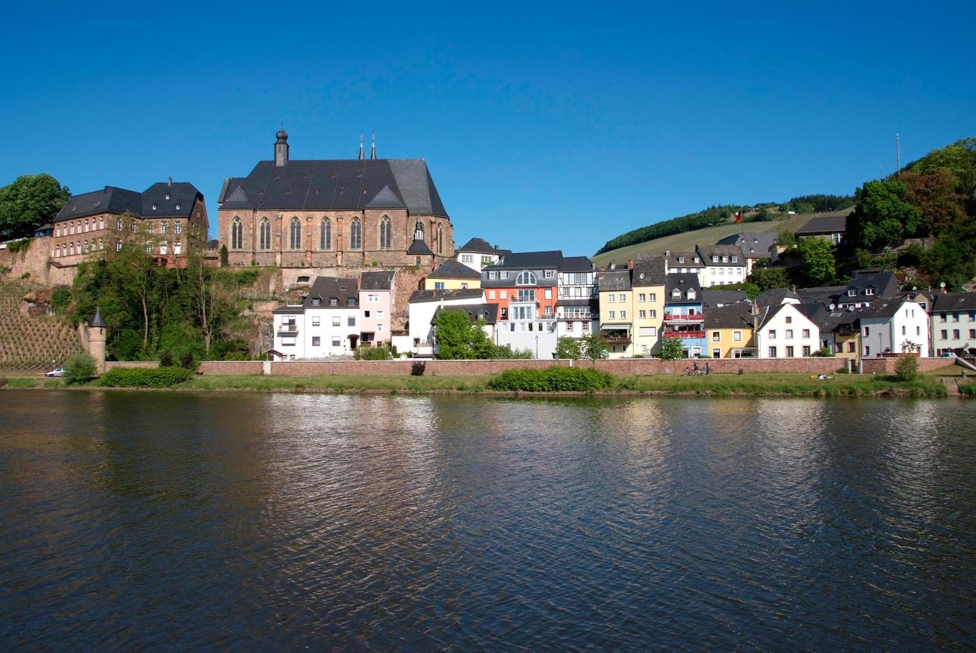Wirtshaus Zum Pferdemarkt Hotel Saarburg Buitenkant foto