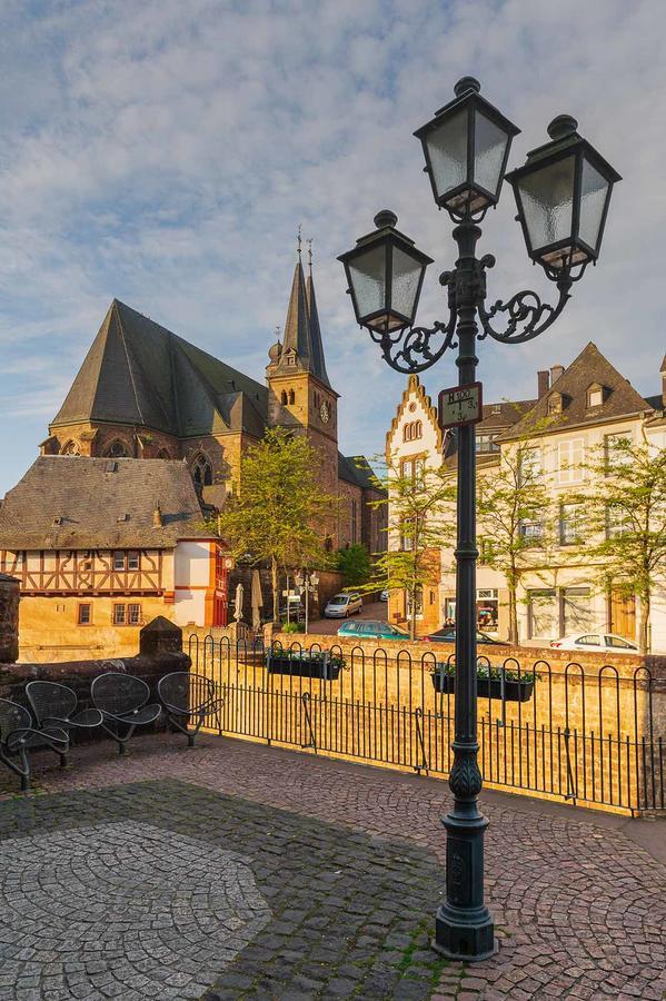 Wirtshaus Zum Pferdemarkt Hotel Saarburg Buitenkant foto